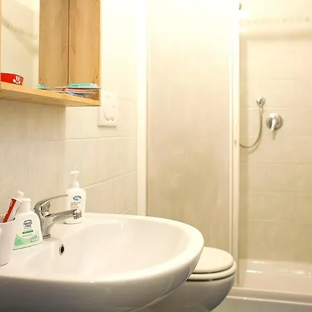 Comfortable On A Quiet Street شقة روما