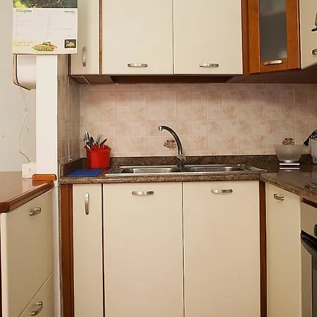 Comfortable On A Quiet Street Рим